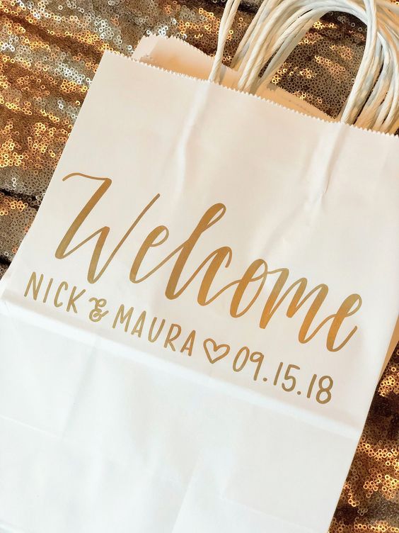 what goes in wedding welcome bags